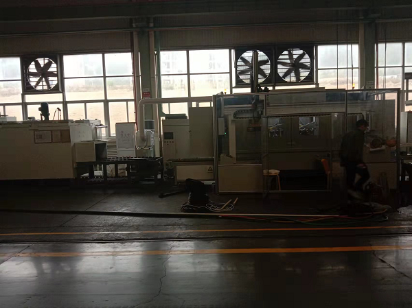 2022年1月為福建某上市公司設(shè)計(jì)，制造的鋼套內(nèi)外孔淬火加熱設(shè)備